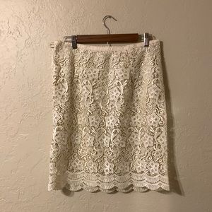 Lace skirt